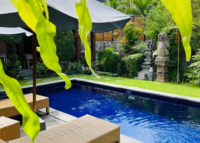 Dicky 2 Batu Bolong Guest house